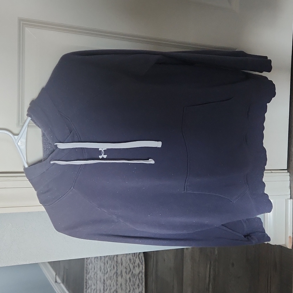 Under Armour Women's Sweatshirt